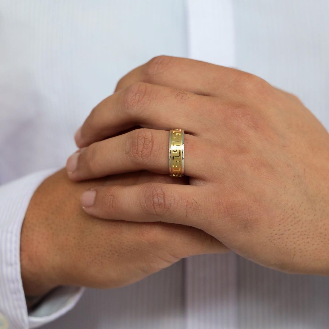 Wedding Ring Men About Us - Luxe Wedding Rings