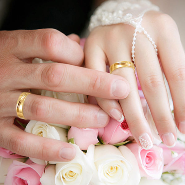 Traditional Gold Wedding Ring - Luxe Wedding Rings